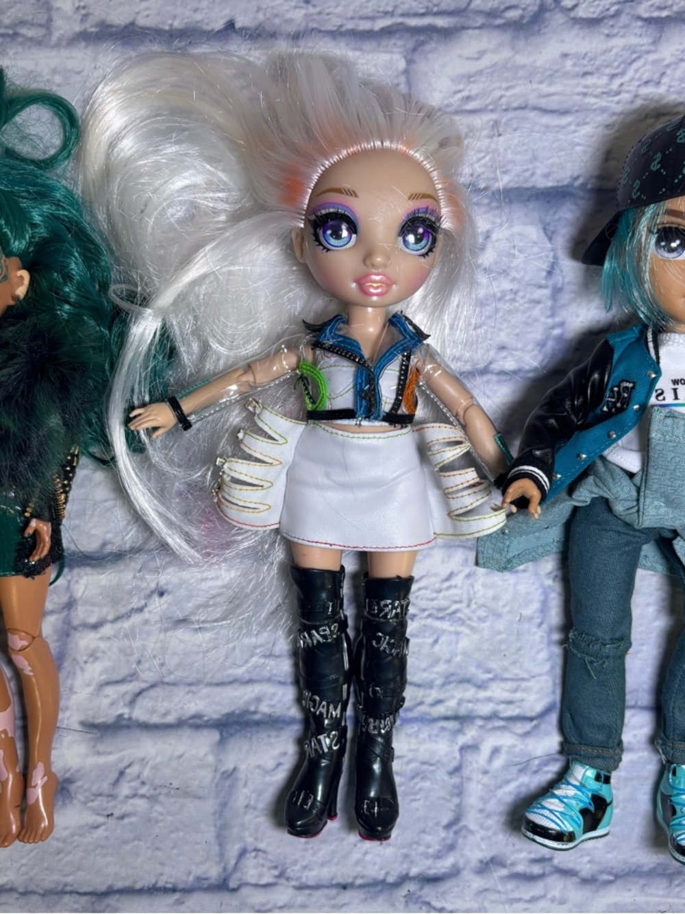 Rainbow High Fashion Dolls Set of 3 Jewel Richie River Kendall Amaya Raine MGA - Picture 2 of 7